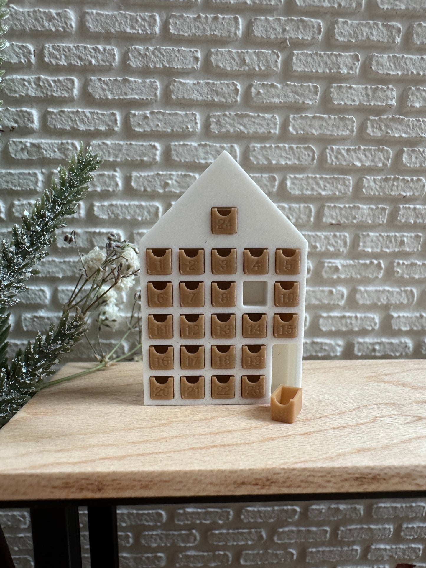 Tan & White Mini Christmas Advent
