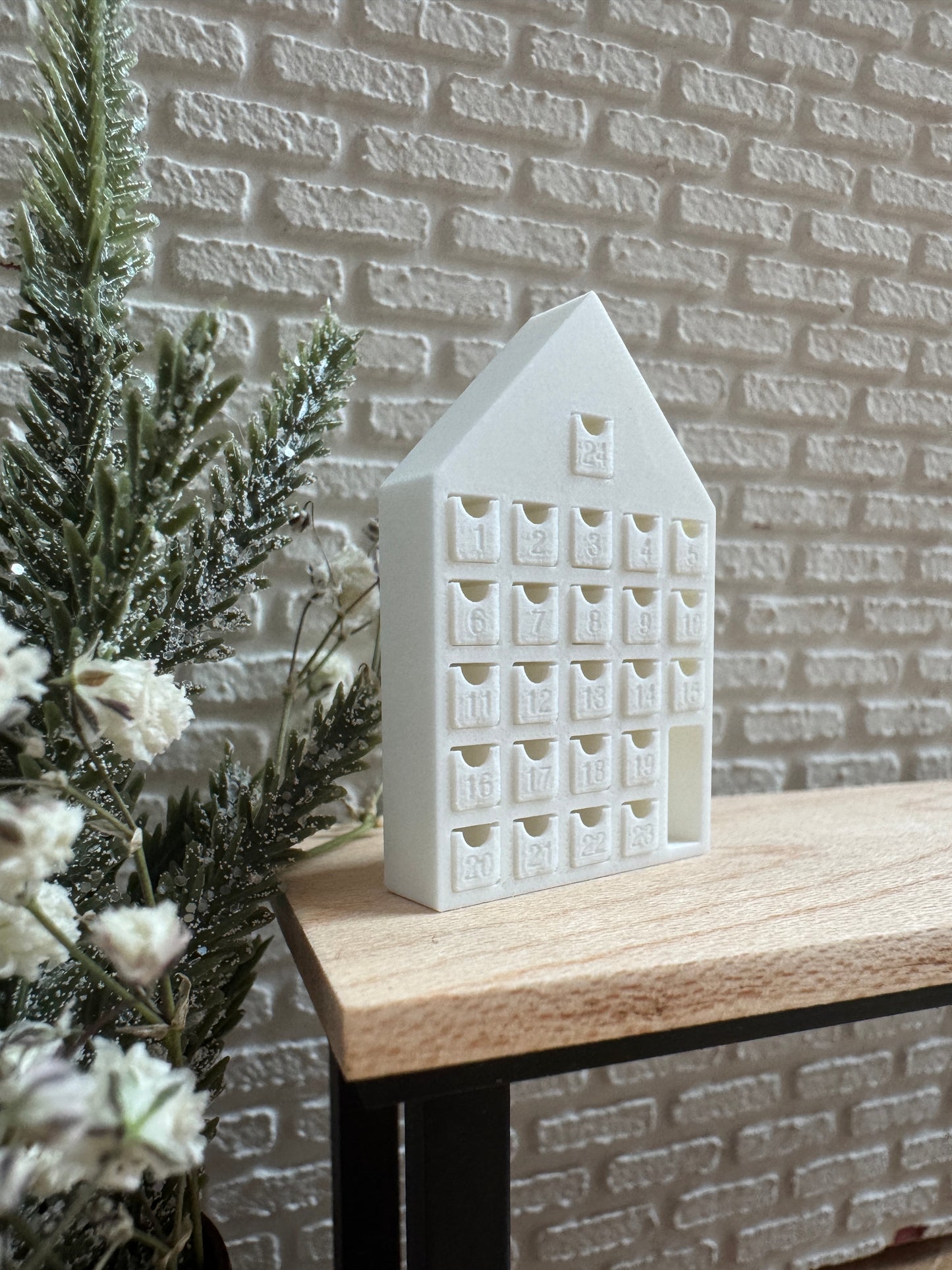 Miniature Advent
