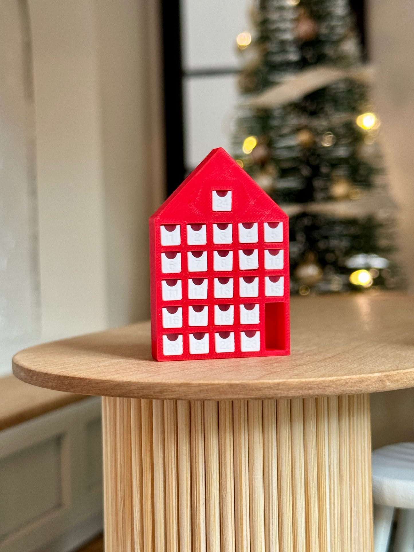 Miniature Red & White Advent