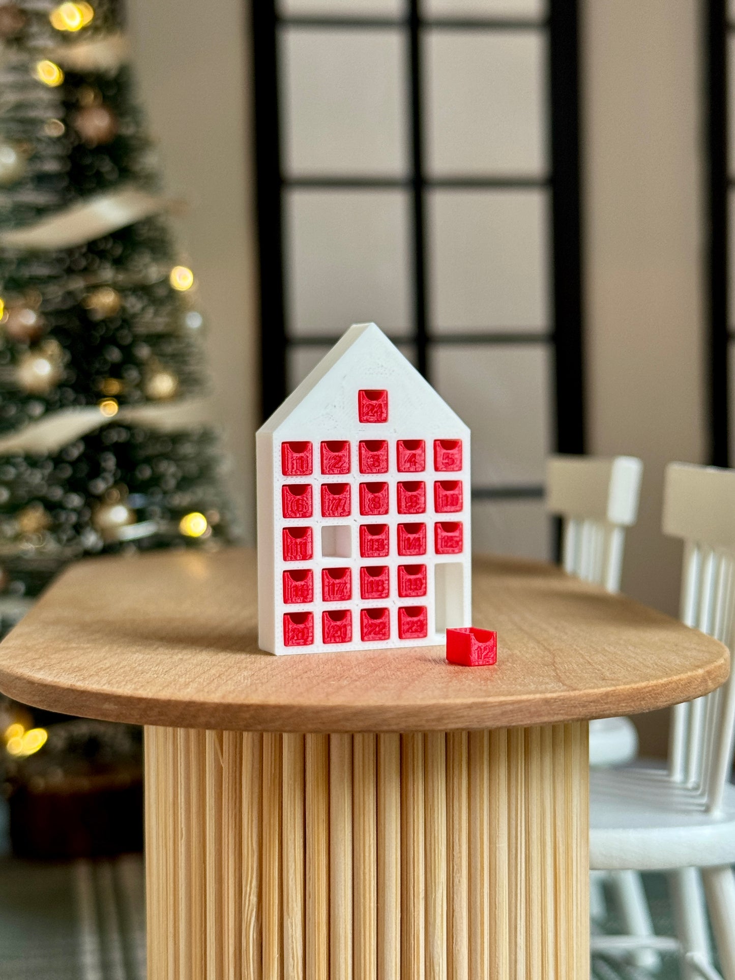 Miniature Red & White Advent